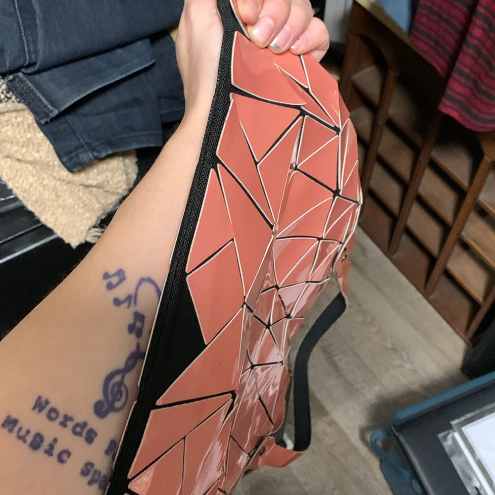 Geometric pattern purse - Picture 6 of 6